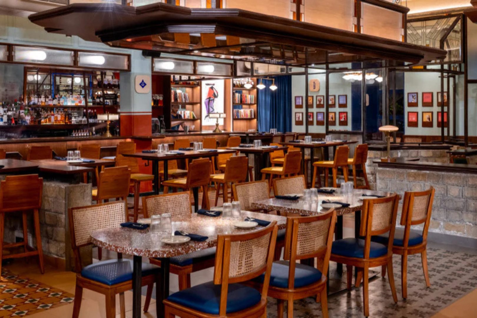 family restaurants in Mumbai