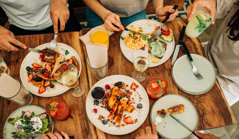 13 Brilliant Bottomless Brunches In Mumbai For A Boozy Sunday Out