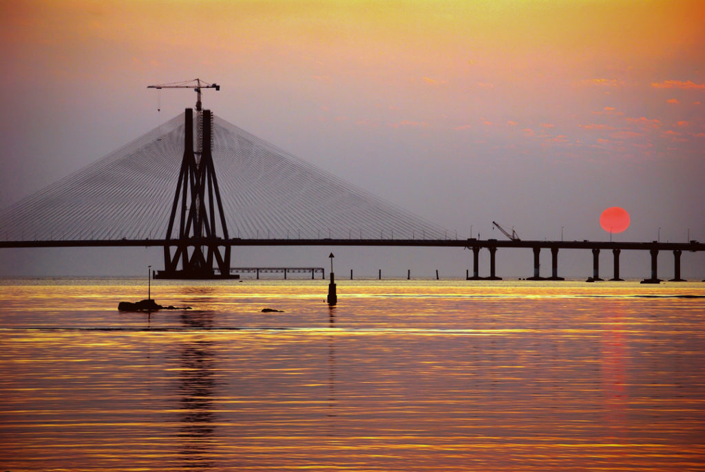 Sunset by the sea - A walking guide to christmas in bandra