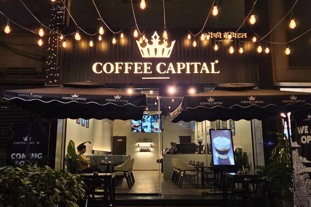 Coffee Capital in Versova in the evening