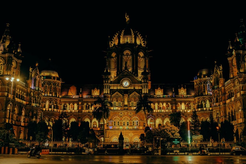 chhatrapati shivaji maharaj terminus at night