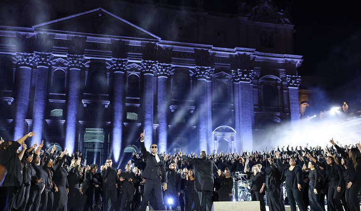 Chi sono i “Voices of Fire”: il coro gospel che ha emozionato il Vaticano insieme a Pharrell