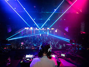 This Emo Dance Experience Starts And Ends Early Enough So You Have No Excuse Not To Go