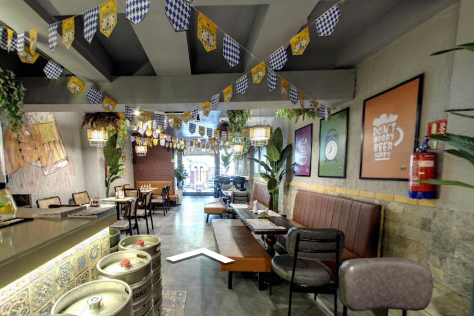 Happy hours in Delhi