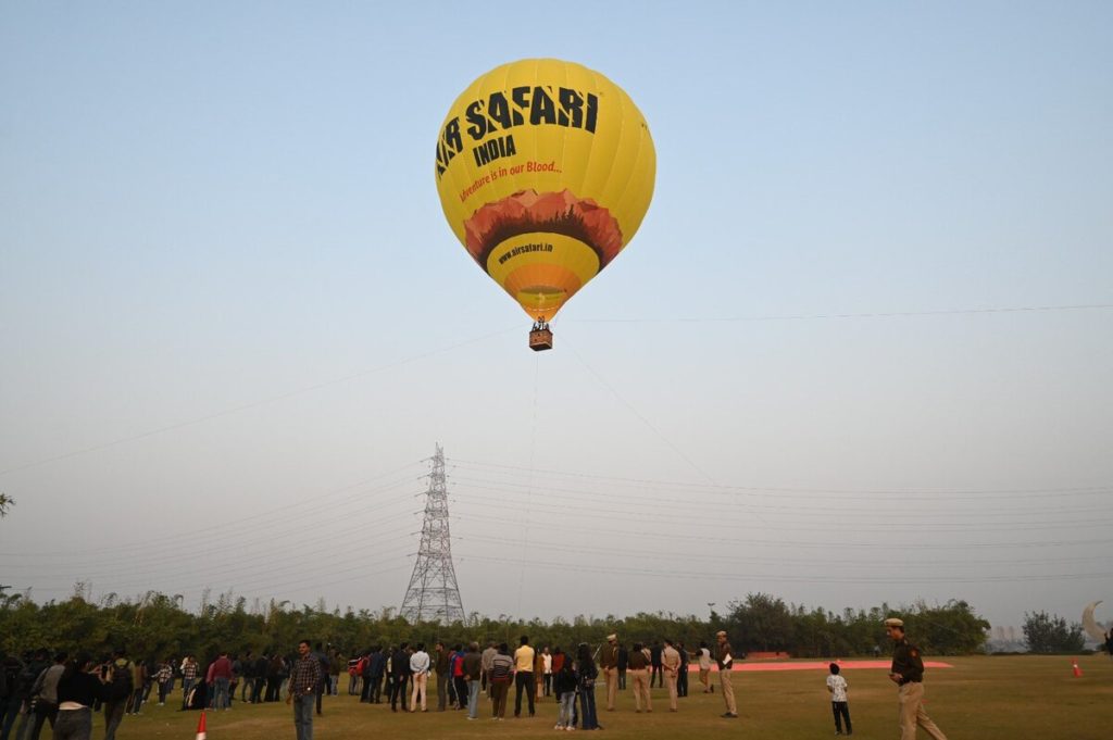 hot air balloon in delhi