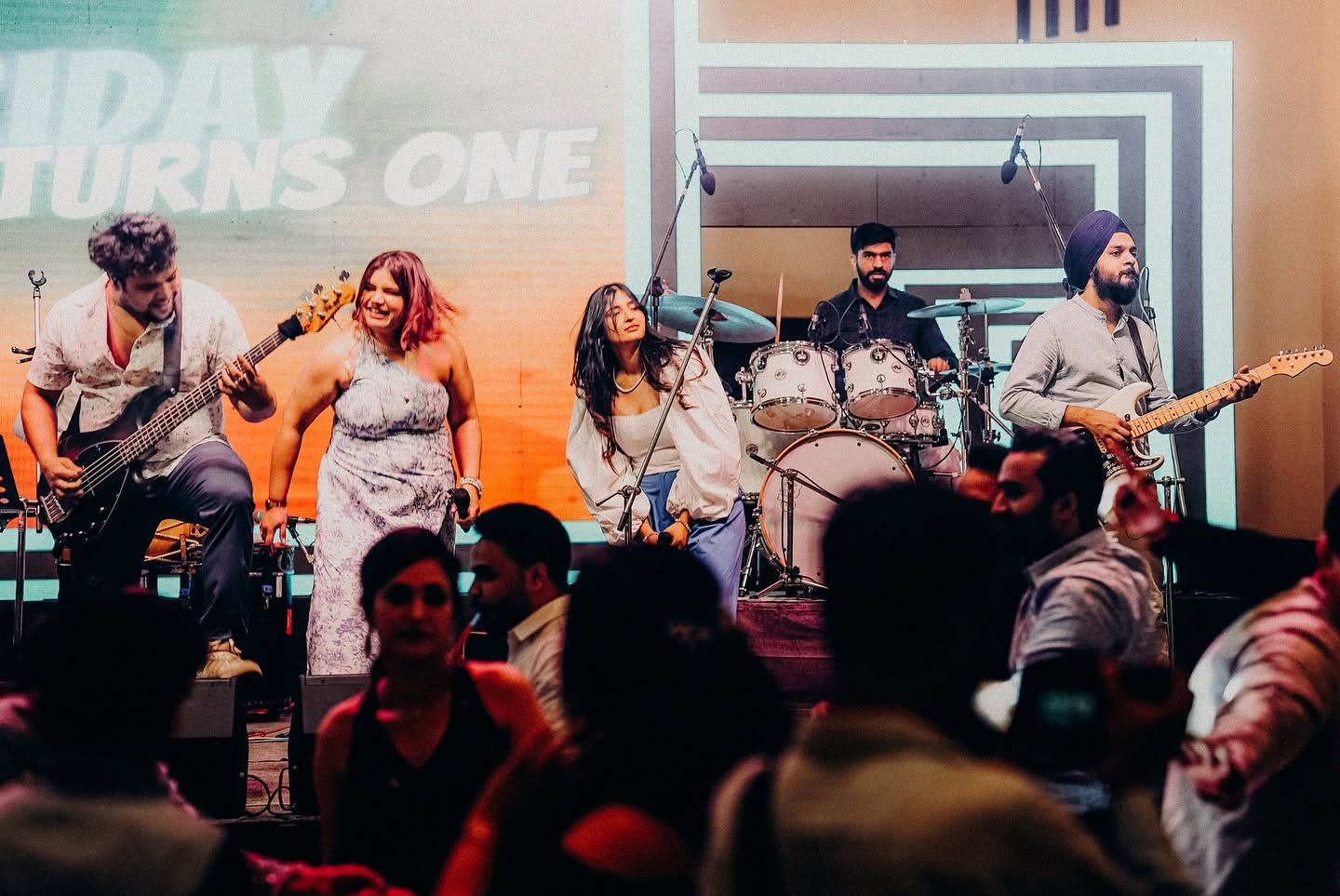 Joy the Band live