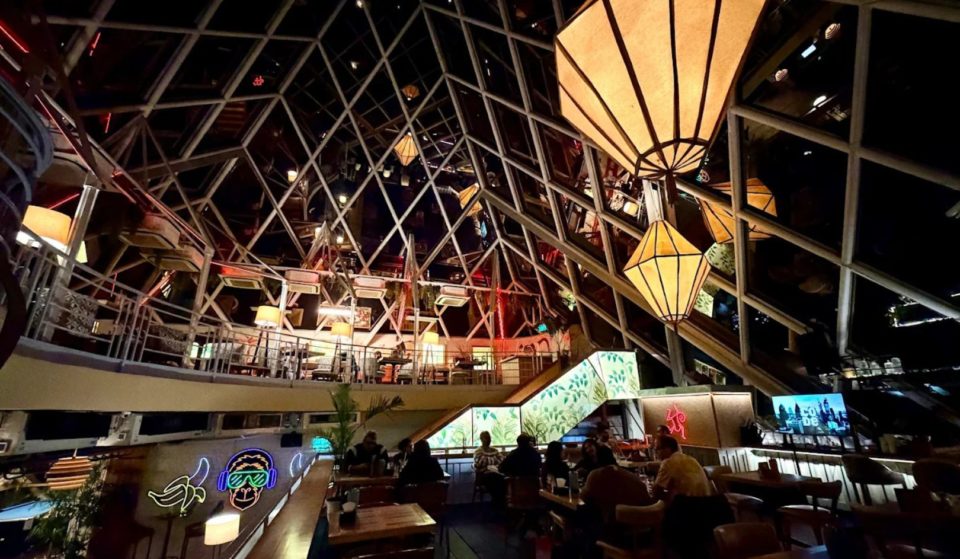 This Iconic ‘Louvre-Style’ Pyramid Is Screening IPL Under A Glass Ceiling With An Exclusive Match Menu