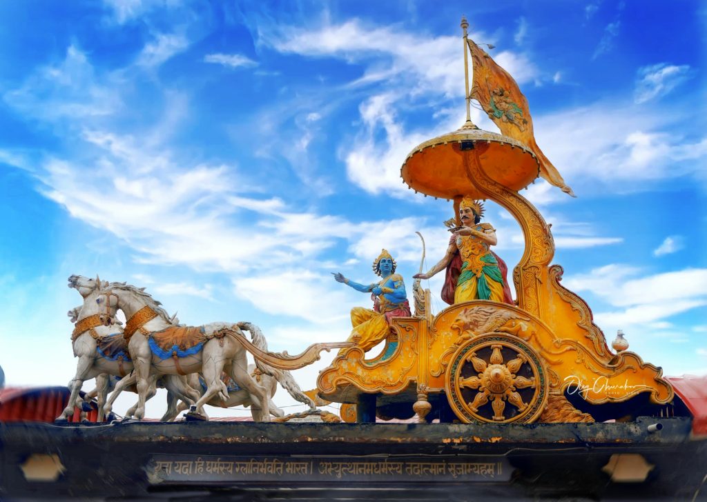 Lord Krishna reciting the Bhagavad Gita to Arjun
