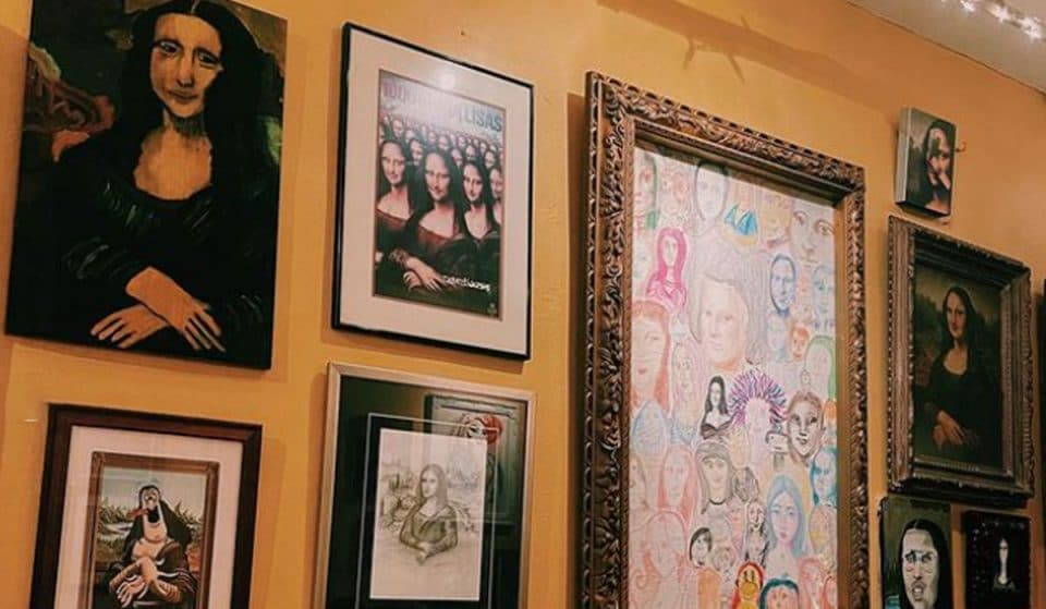 This Quirky New Orleans Restaurant Has Hundreds Of Mona Lisas Hanging From Its Walls