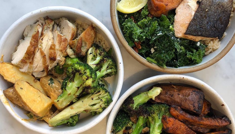 5 Fast Casual Restaurants That Are Healthy & Hit The Spot