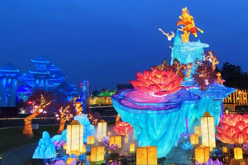 NYC's Winter Lantern Festival Is Returning For The Holidays