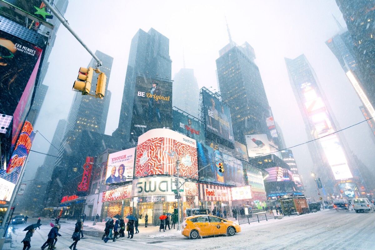 Substantial Snowstorm Threatens To Hit NYC Thursday Night Into Friday