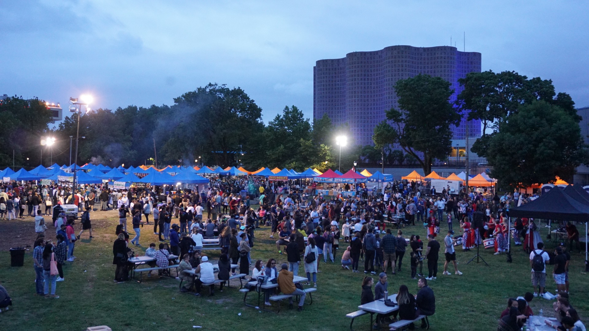 13 Best Flea Markets In NYC To Shop At Secret NYC