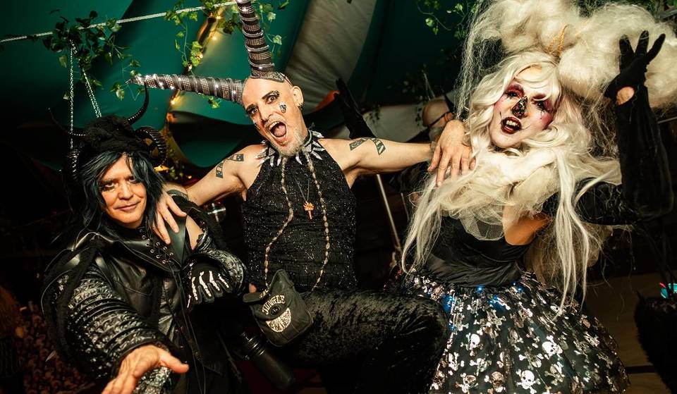 De heetste Halloween-feesten in NYC voor 2025 &#8211; Blood Raves, Rooftops &amp; All-Night Festivals
