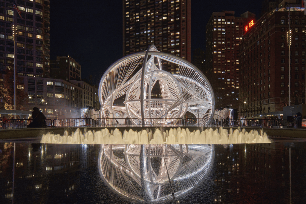 A Stunning Revolving Sculpture Will Illuminate Lincoln Center
