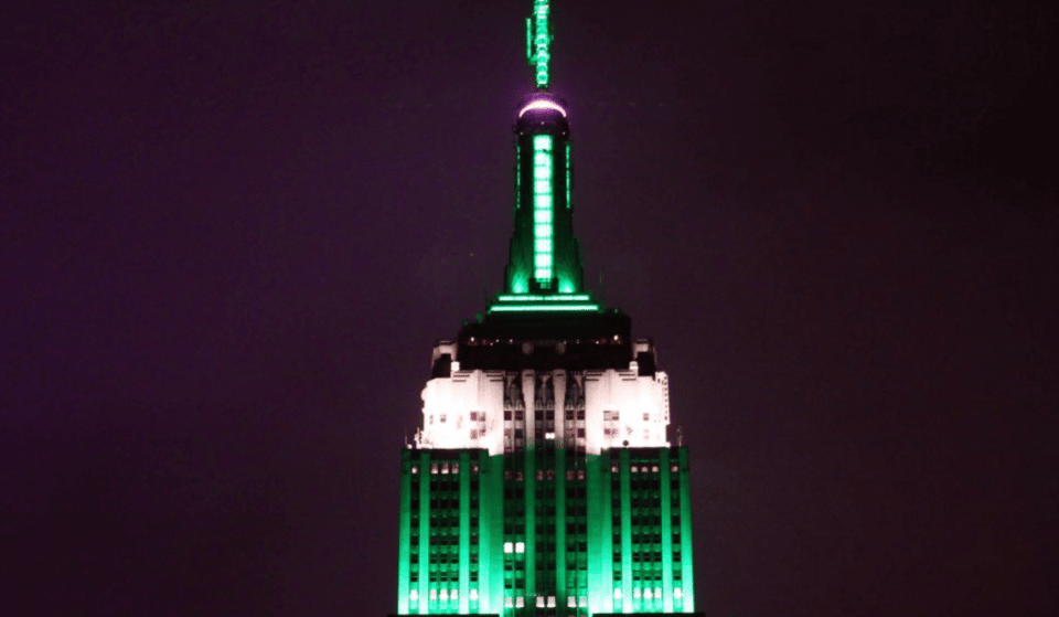 The ESB’s Color Choices This Weekend Caused An Outrage Among NY Fans