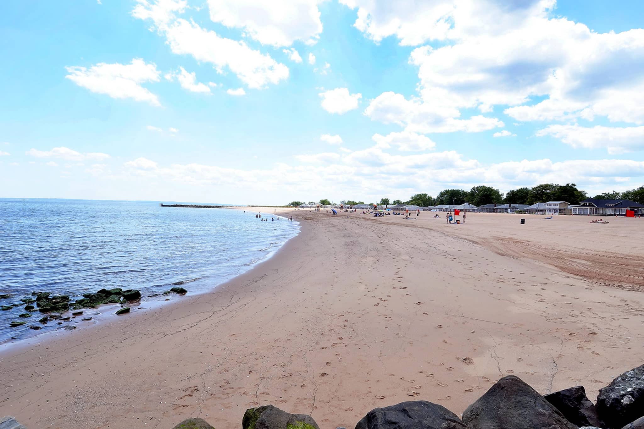 8 Beste Versteckte Strände In NYC, Die Man Diesen Sommer Besuchen