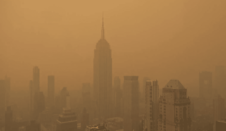15+ Of The Craziest Photos Of NYC’s Air Quality Last Week