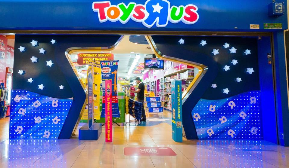 Toys &#8216;R&#8217; Us To Make A Nationwide Brick &#038; Mortar Comeback