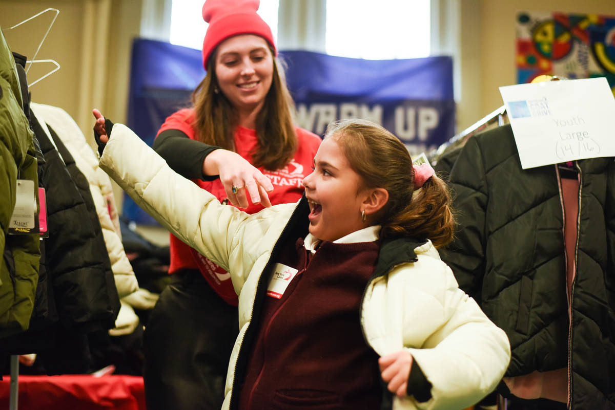 8 Christmas Volunteer Opportunities In NYC 2025 8-christmas-volunteer-opportunities-in-nyc-2025