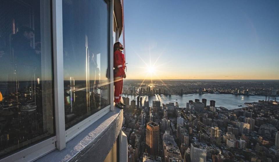 Jared Leto Becomes The First Person To *Legally Scale The Empire State Building