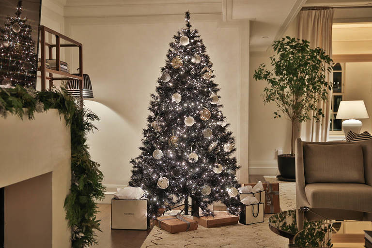 15 Magical Christmas Hotels In NYC To Book This Year