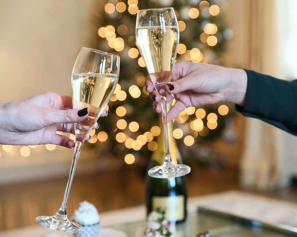 Here’s Where To Get Dinner On New Year’s Eve In NYC