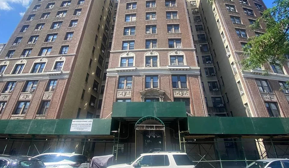 After 21 Years, NYC’s Longest-Standing Sidewalk Shed Has Been Removed