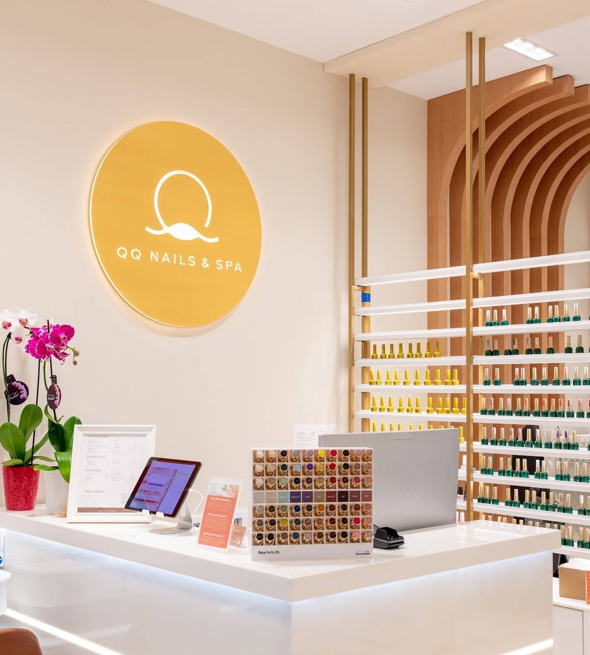 10 Best Nail Salons In New York City (2024)