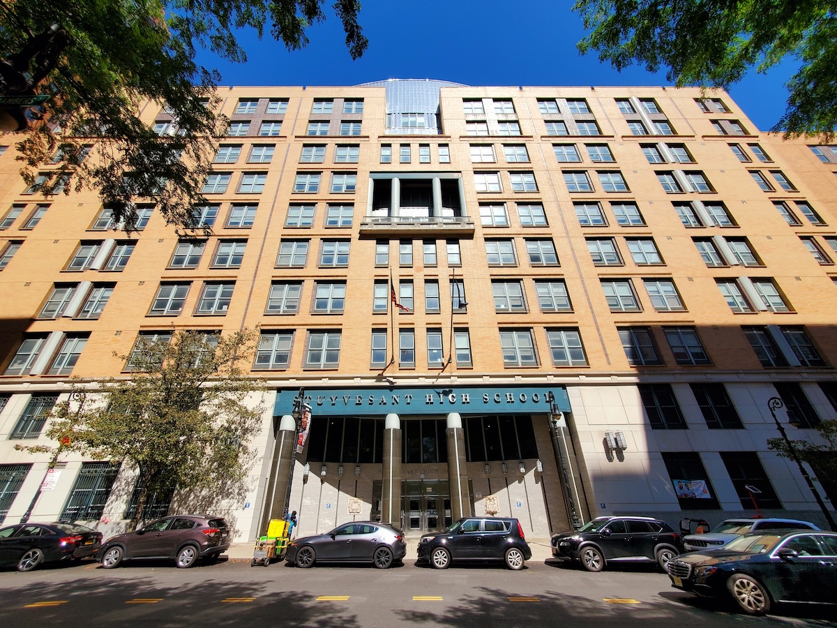 FAFSA Financial Aid Forms May Soon Be Required For NY High School Students