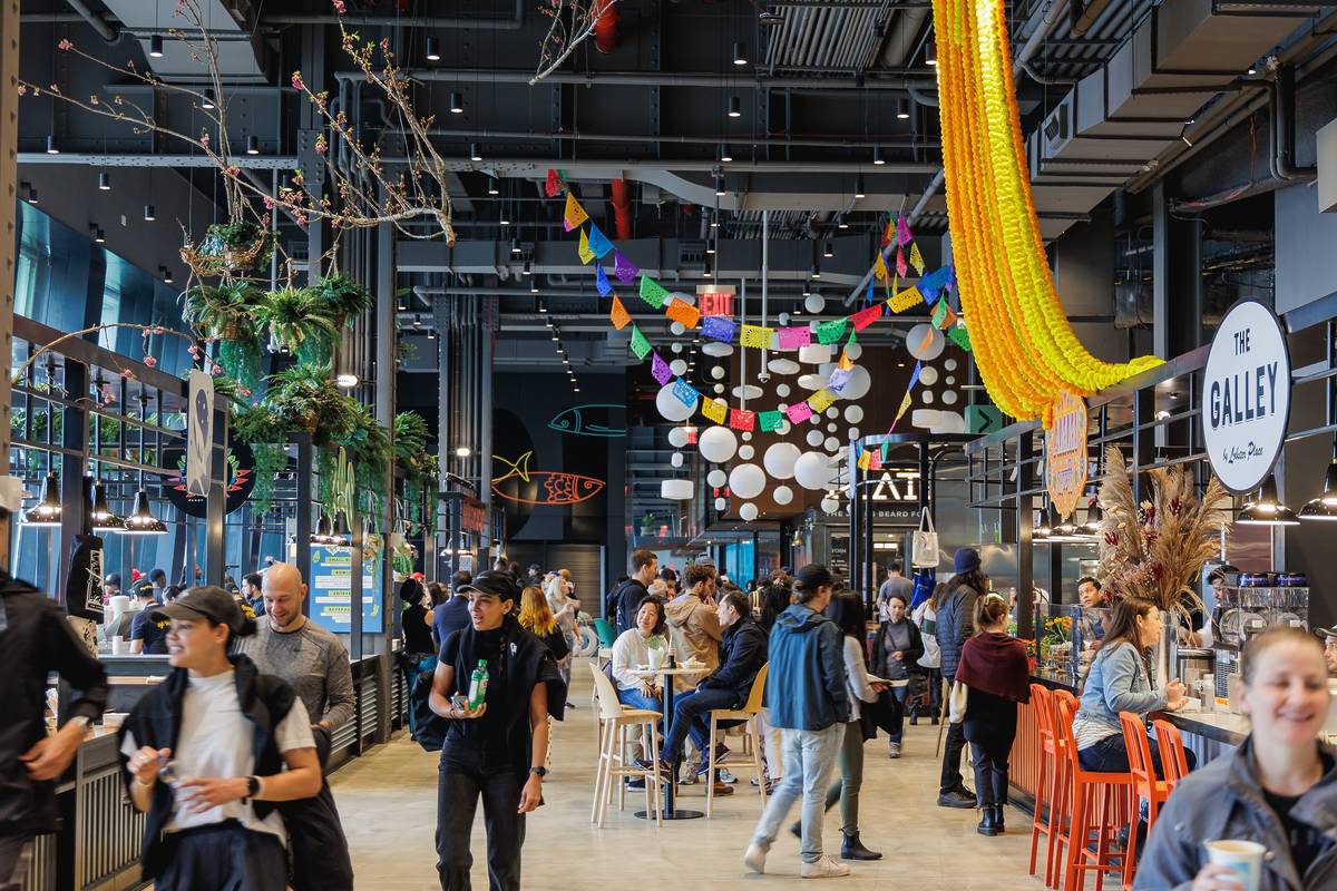 the-best-food-halls-in-nyc-2025