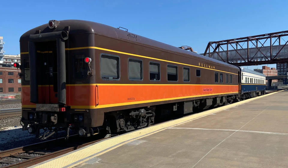 You Can Ride A Vintage Train From NYC To Niagara Falls To Witness April’s Rare Total Solar Eclipse