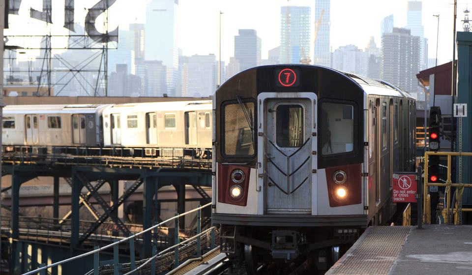 7 & N Trains Will Not Run Between Manhattan & Queens On This April Weekend