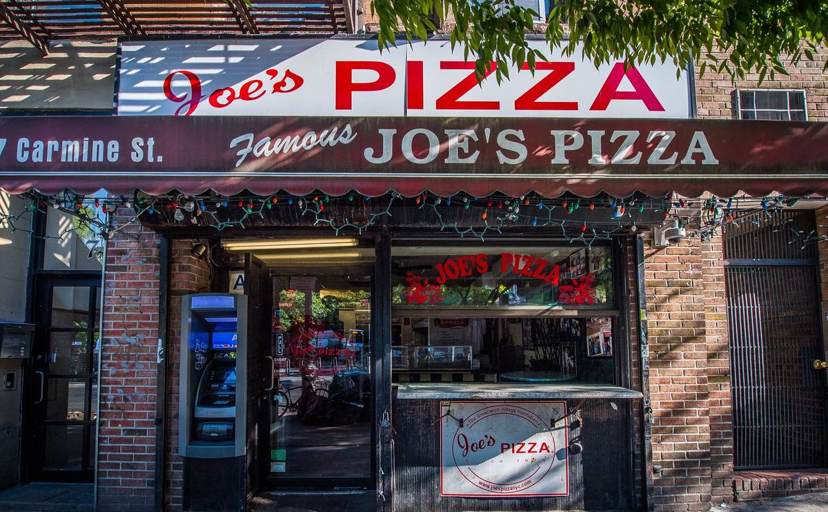 This NYC “Pizza Principle” Once Helped Determine Subway Fare