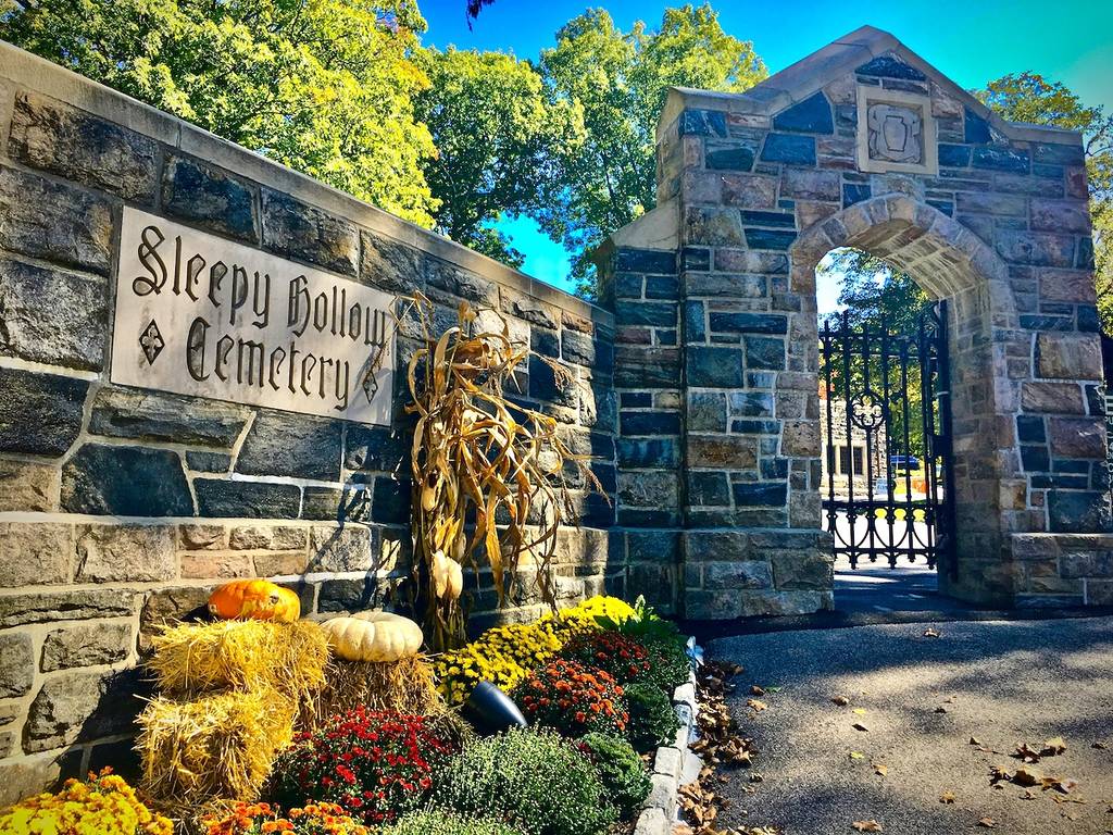 Sleepy Hollow Cemetery