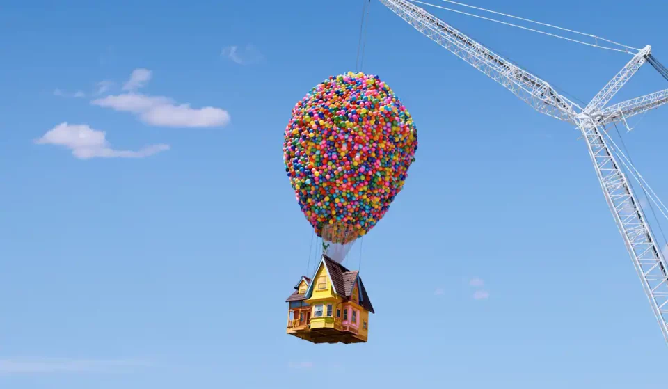 The House From &#8220;Up&#8221; Is Now Available On Airbnb, &#038; Yes 8,000 Balloons Float From The Top Of It