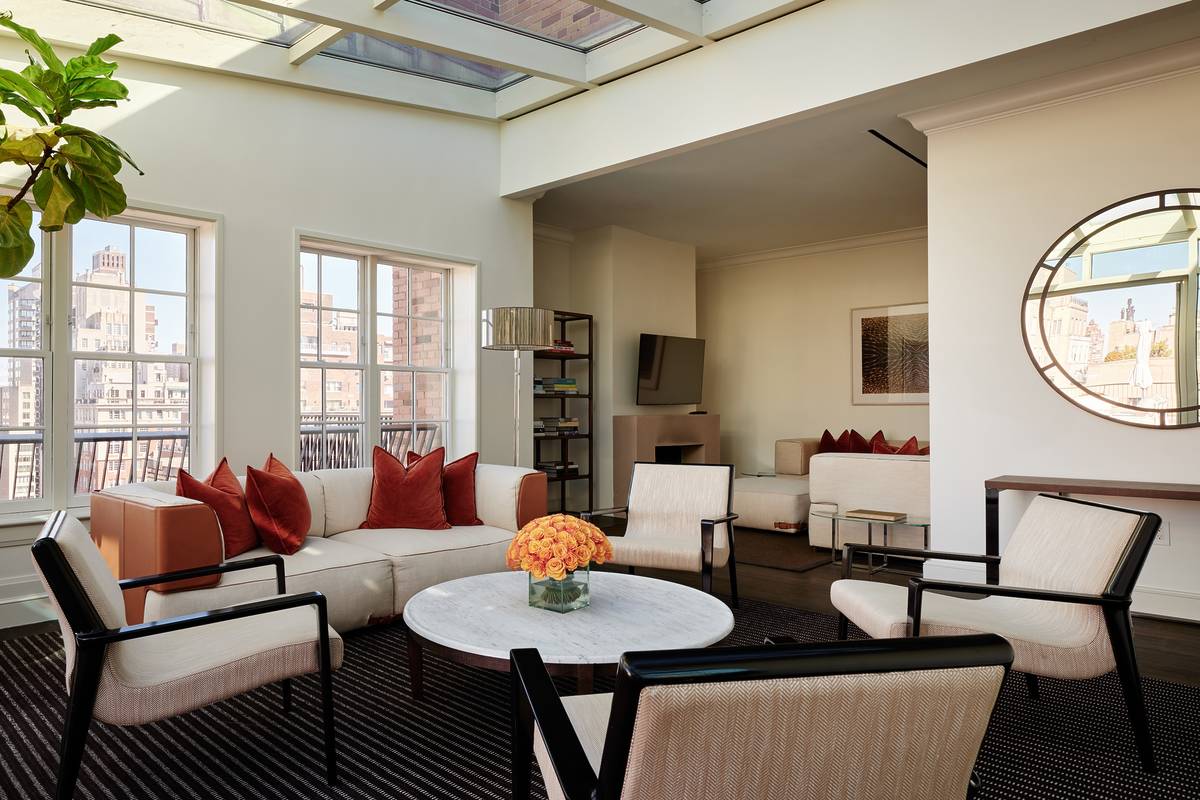 15 Best Luxury Hotels In NYC (2025)