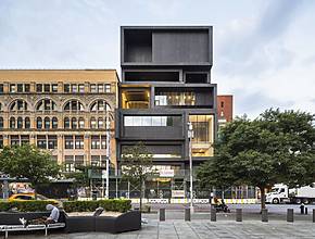 Après sept ans de travaux, le Studio Museum in Harlem a rouvert ses portes dans son nouveau bâtiment de 82 000 pieds carrés