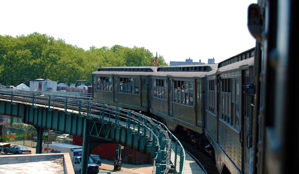 Hop Aboard Vintage Lo-V Subway Trains This Weekend To Celebrate 120 Years Of The NYC Subway