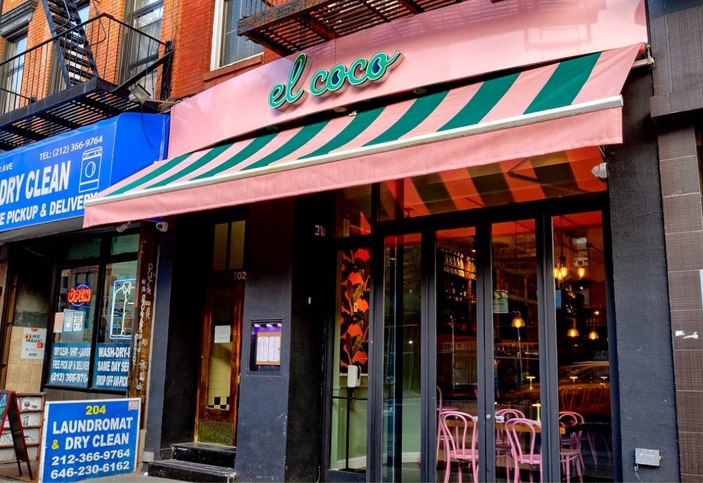 Exterior of El Coco