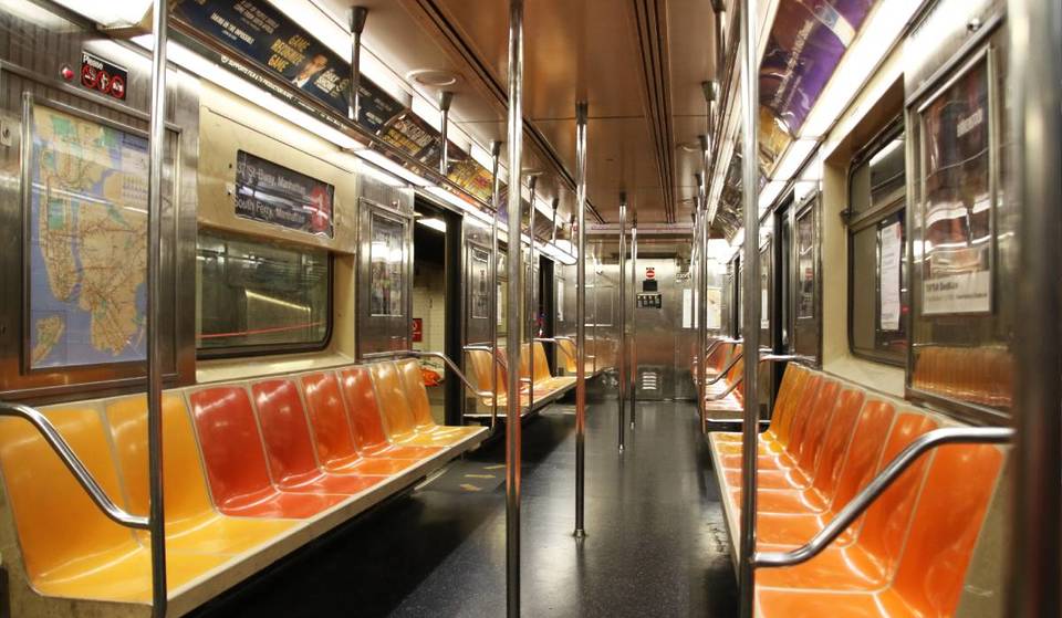 2025 is de laatste keer dat je in de oranje en gele metrostellen van NYC rijdt