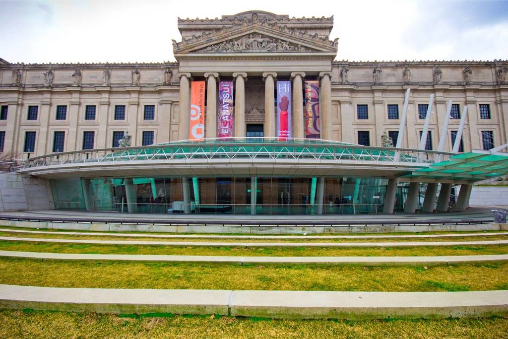 Exterior del Museo de Brooklyn en Nueva York, nominado como uno de los mejores museos de arte de EE. UU. por USA Today
