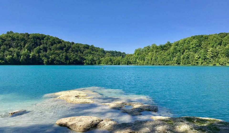 Two Of The World’s Rarest Lakes Are Just A Day Trip From NYC
