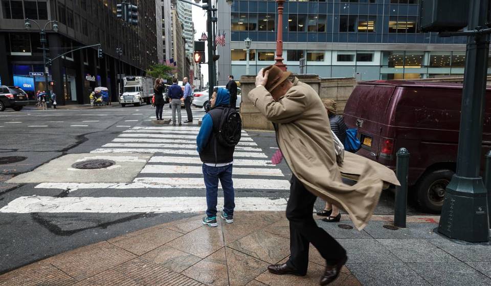 Marzo diventa il mese più ventoso di sempre a New York con raffiche fino a 40 MPH