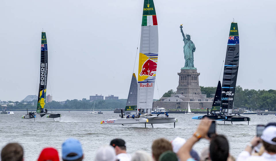 Dit gigantische, wereldwijde racespektakel verovert dit weekend de haven van New York