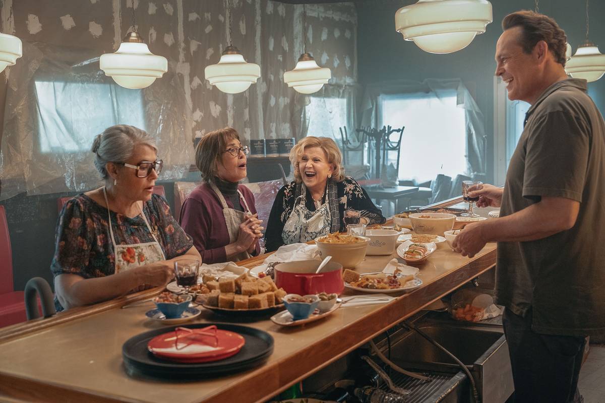 Netflix’s “Nonnas” Is Inspired By A Staten Island Restaurant Where