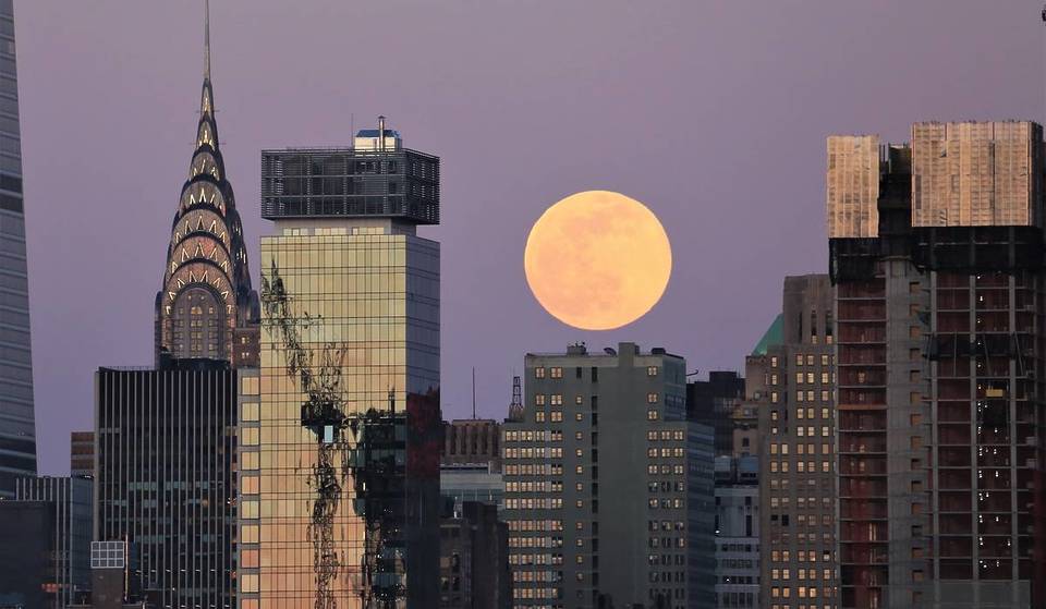 La primera Luna Llena de 2026 es una enorme «Superluna de Lobo» y pronto alcanzará su máximo en Nueva York