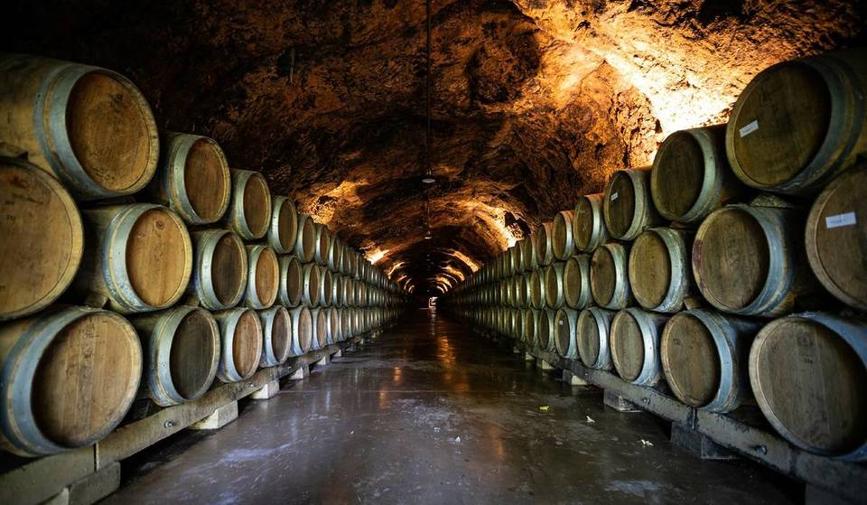 The Oldest Winery In The Entire Country Is Just 1.5 Hours From NYC—And You Can Get There By Public Transit