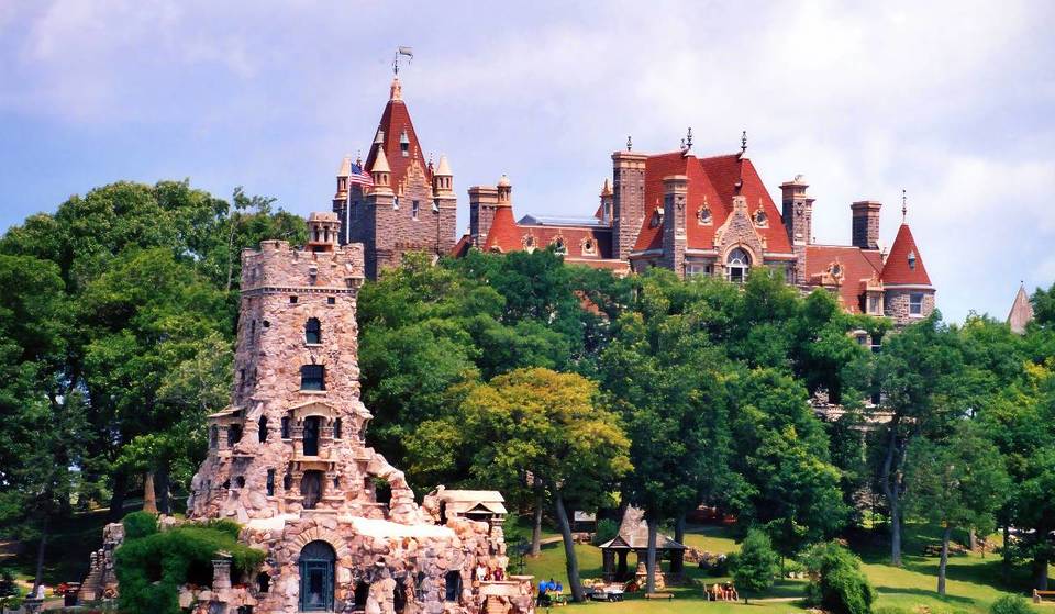 This 19th Century Old-World Village In Upstate NY Has Waterfront Castle Views, Nature Trails, & The World’s Smallest Inhabited Island
