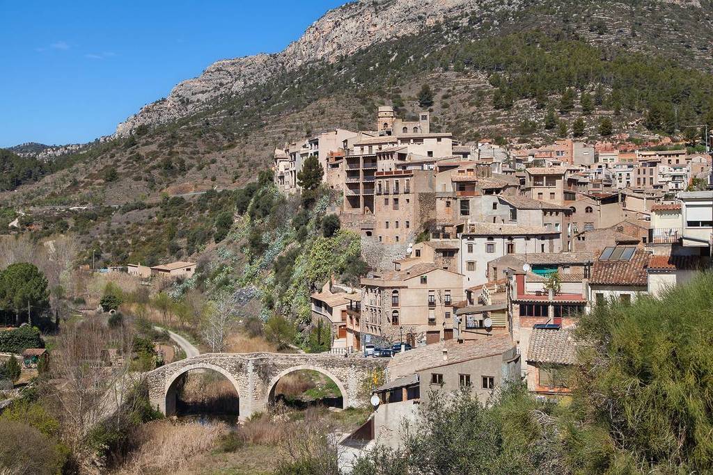 Vila de La Vilella Baixa em Priorat, Catalunha, Espanha.